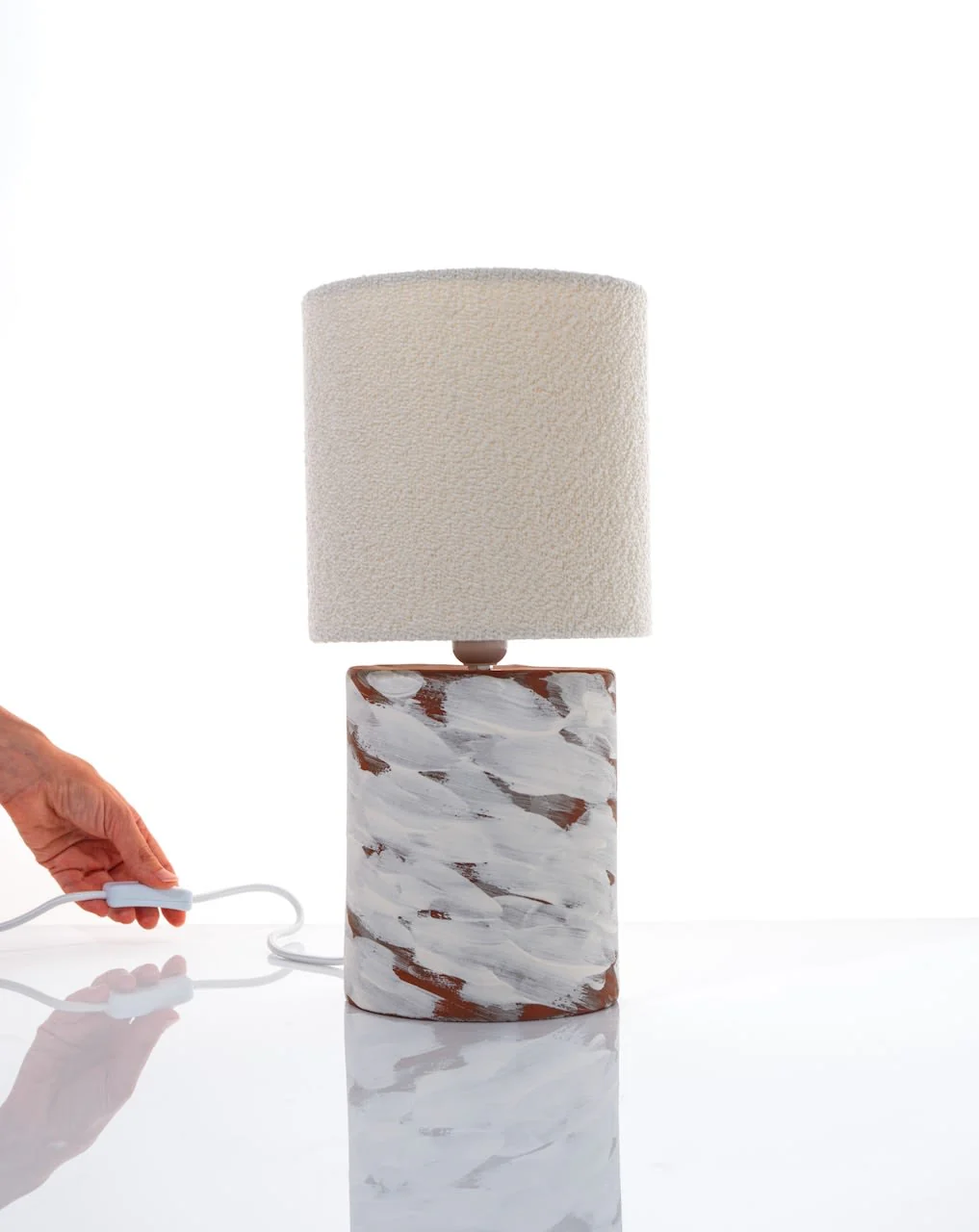 White Wind Table Lamps in Ceramic - Image 3