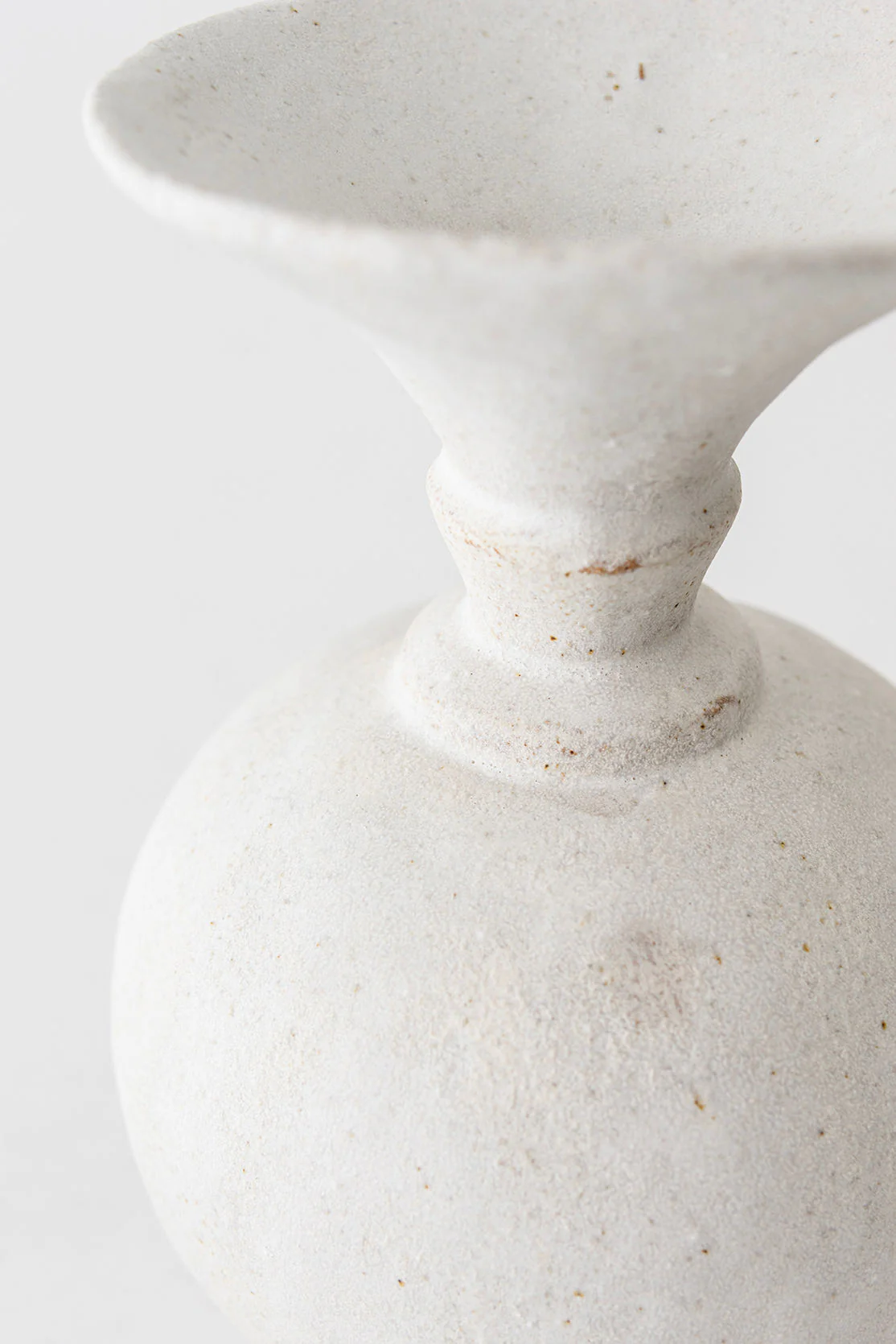 Ánfora Blanco Hueso Vase - Image 3