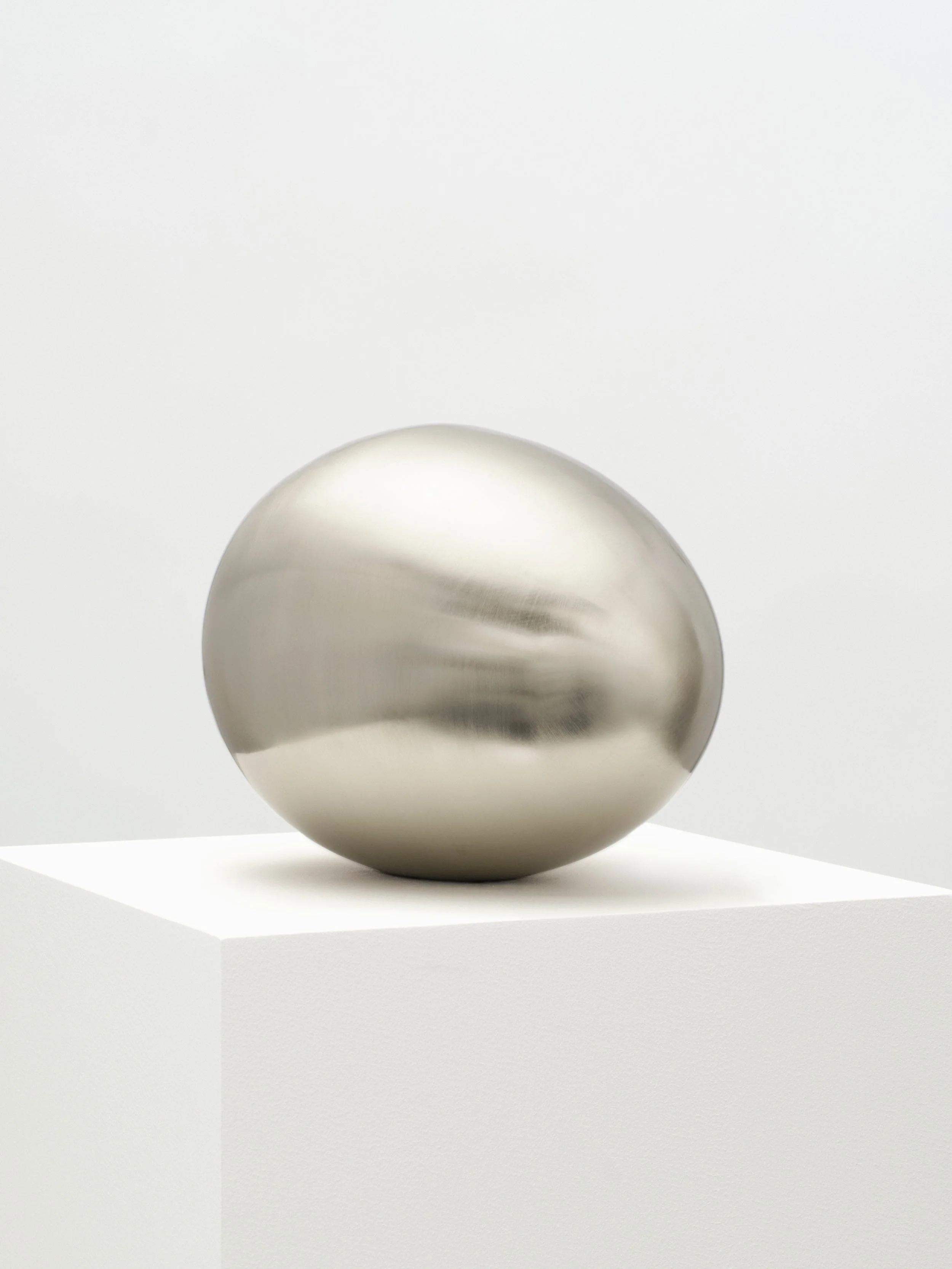 Brushed Steel | Egg Sculpture - Image 3