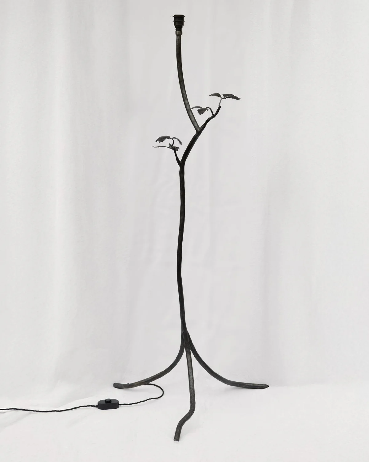 Clematis Floor Lamp - Image 4