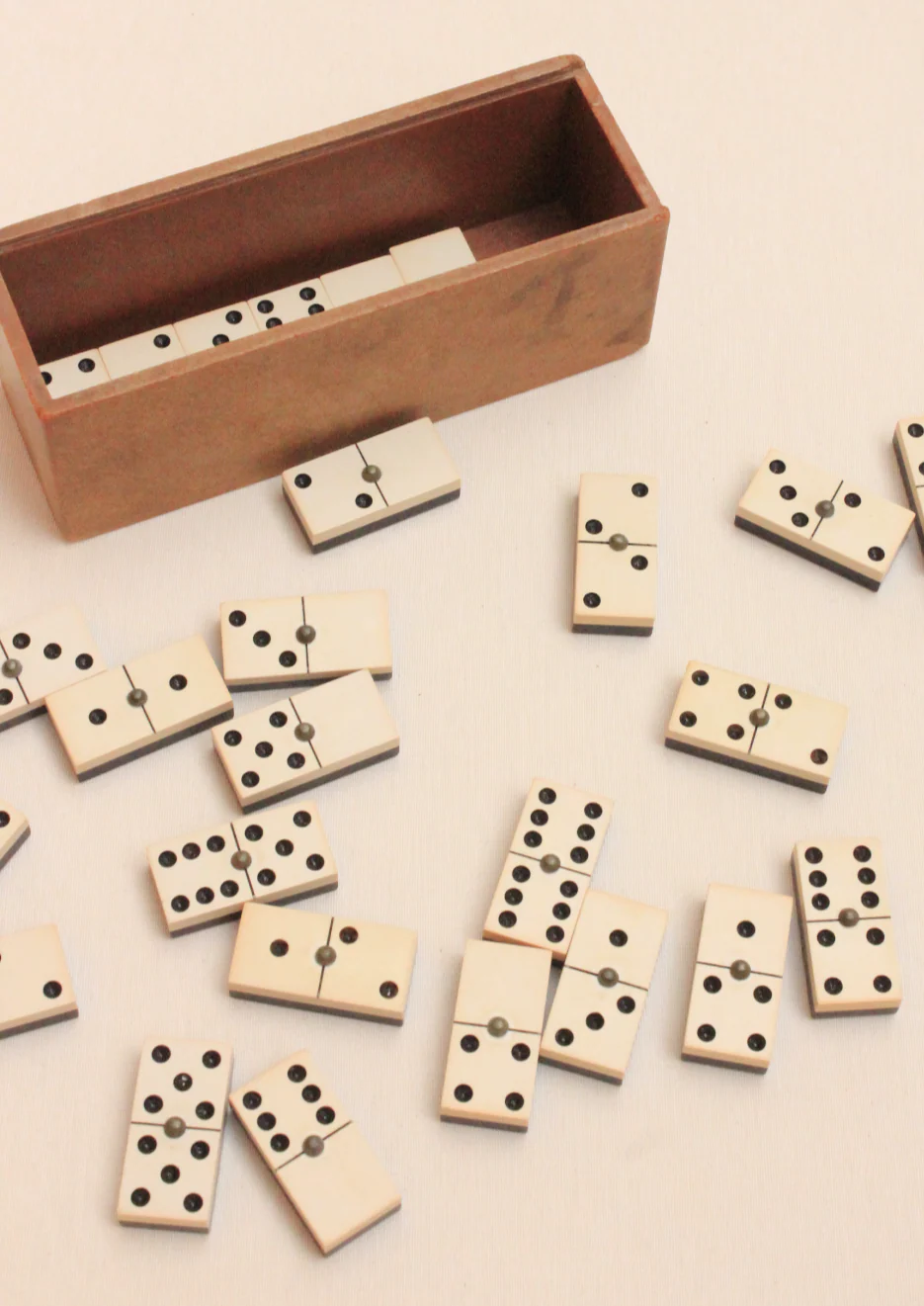 Chamelot Dominoes - Image 3