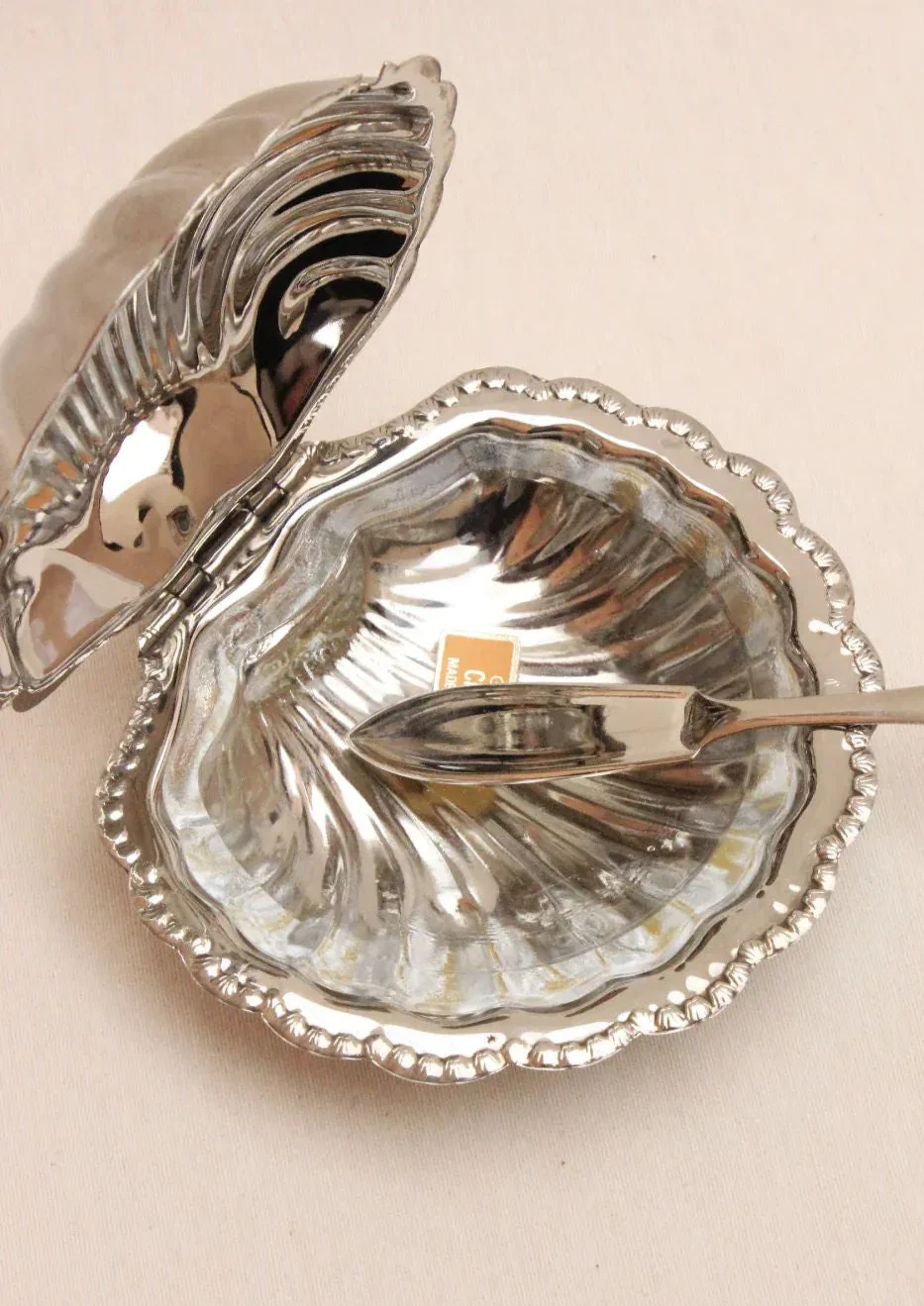 Shell Shaped Butter Dish - Image 3